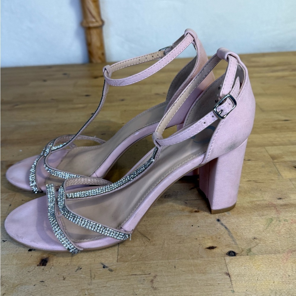 Pink Rhinestone T-Strap Block Heel Sandals Size 8 - Picture 3 of 13